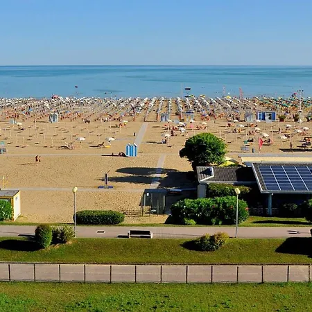 Modern With Seaview Large Balcony Apartment *