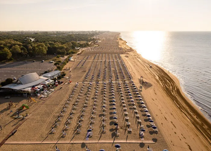 Апартаменти Modern With Seaview Large Balcony