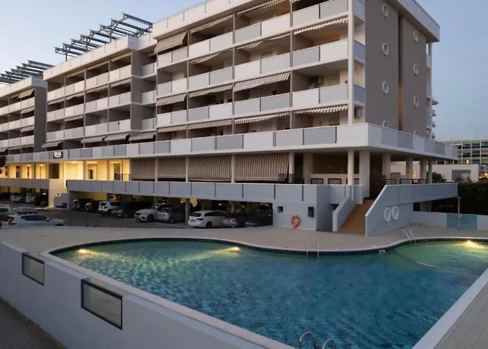 Modern With Seaview Large Balcony * Бібіоне