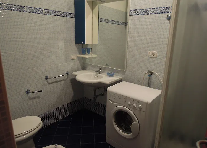 Modern With Seaview Large Balcony *