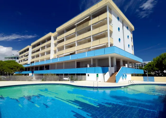 Modern With Seaview Large Balcony *