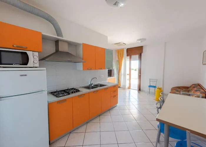 Modern With Seaview Large Balcony *